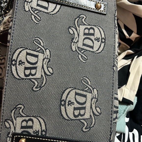 Dooney & Bourke Black and Cream Shoulder Bag with Monogram - Picture 4 of 5